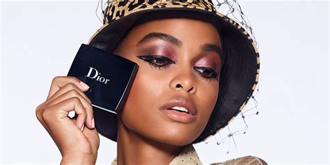 Dior – Live Makeup Tutorials .